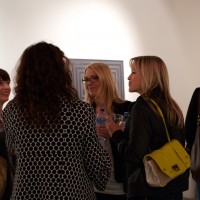 girls-at-art-gallery-opening-minneapolis